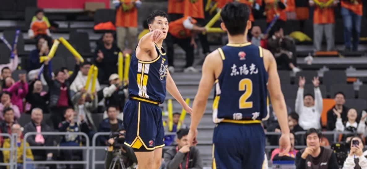 包含新老交锋：江苏迎战广东，对决引人期待的词条