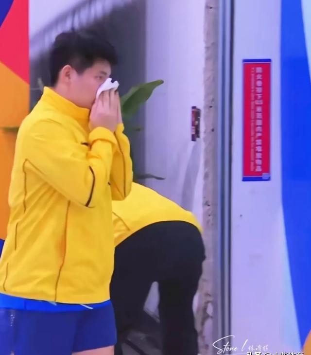 开云体育入口-暖心瞬间！乒乓球赛场上再现感动的简单介绍