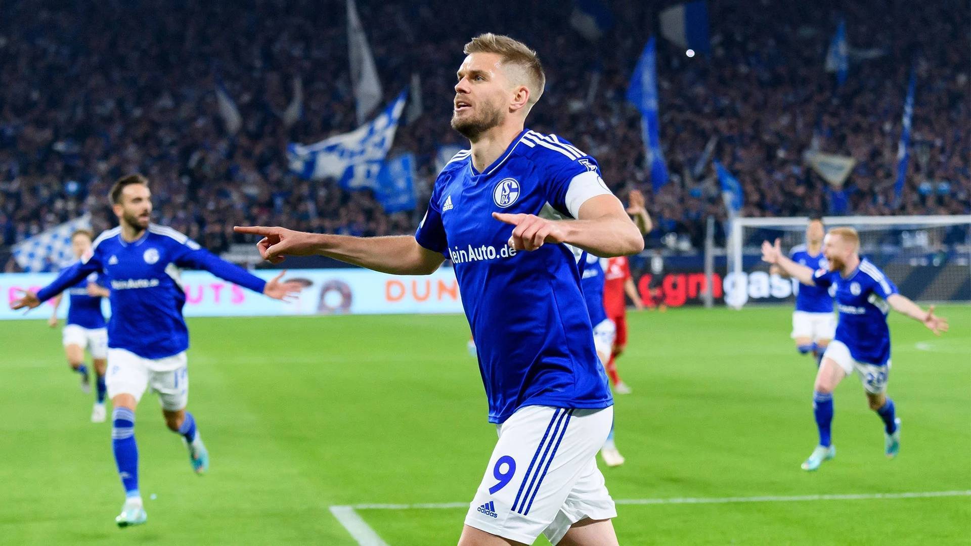 开云下载-沙尔克遭遇连败,球迷心忧未来的简单介绍