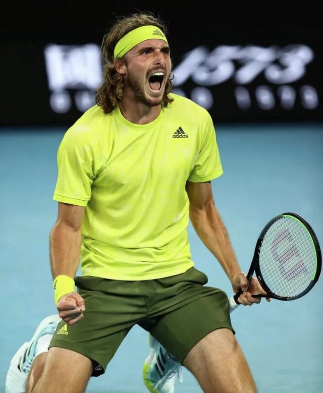 包含日本网球队强势法国网球队，西西帕斯完成帽子戏法的词条