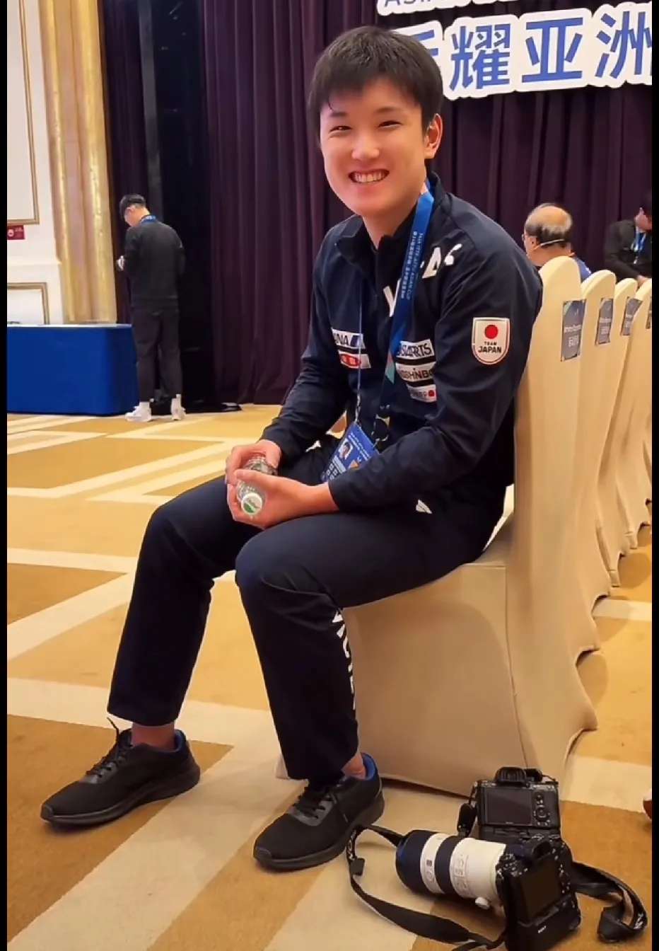 开云体育在线-包含日本乒乓球队逆转比利时乒乓球队,张本智和送出助攻的词条