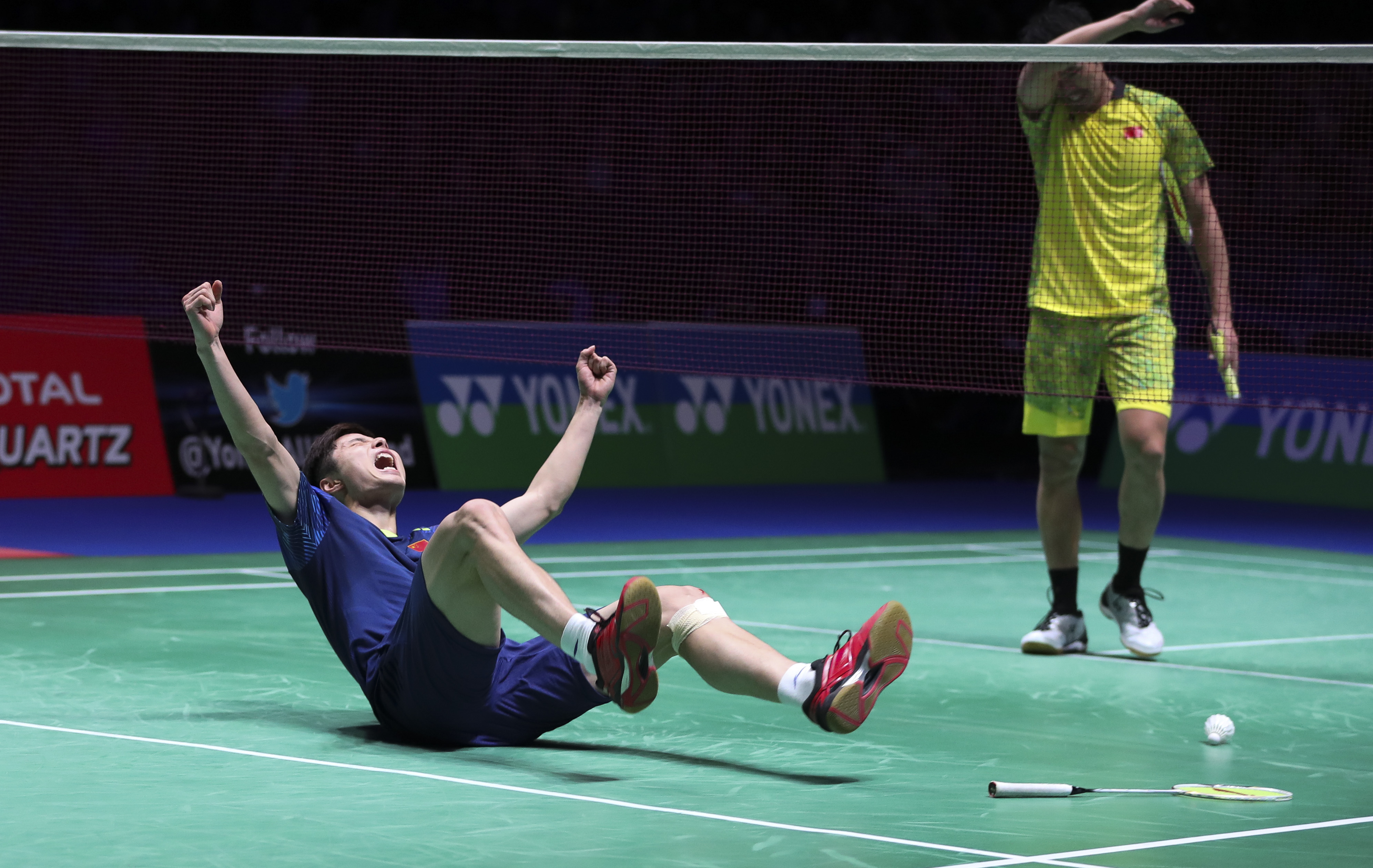 开云体育下载-羽毛球选手刷新世界纪录,震撼全场