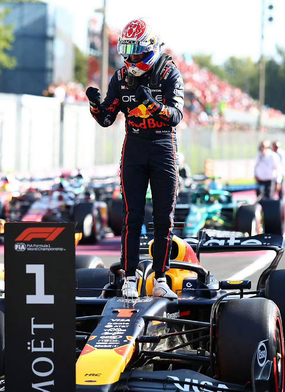 开云体育下载-法拉利逆转雷诺车队，汉密尔顿刷新纪录