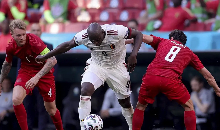 丹麦逆转土耳其,库尔图瓦惊艳四座 丹麦逆转土耳其,库尔图瓦惊艳四座