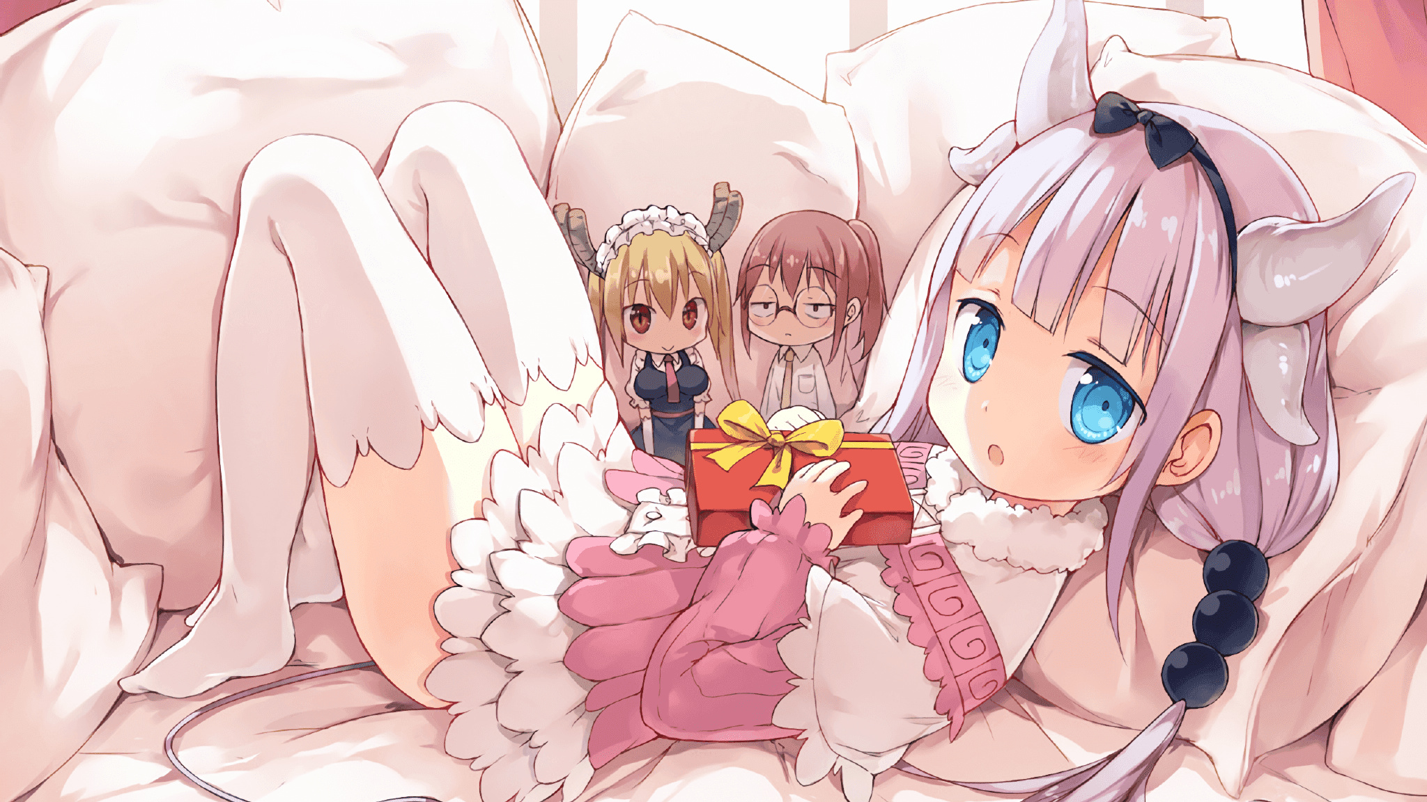 聚光灯与暗涌，足球世界的双重奏鸣