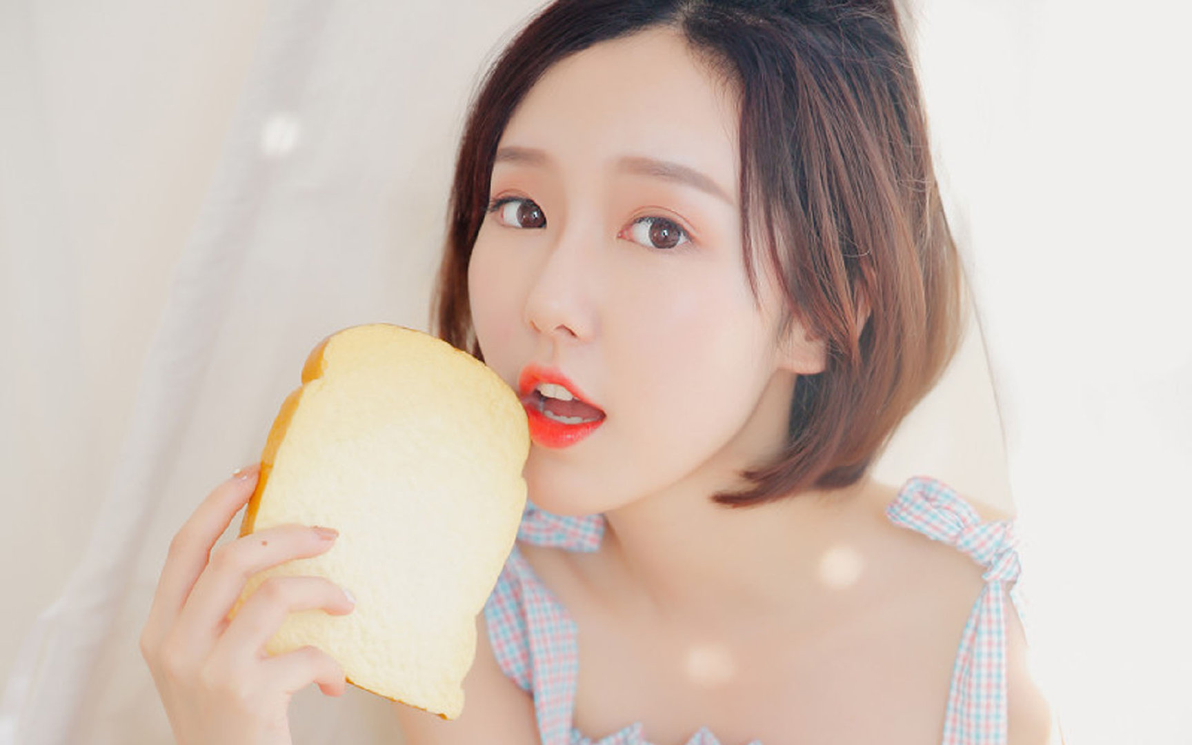 塞维利亚加时险胜荷兰豪门，伊布绝杀成关键先生