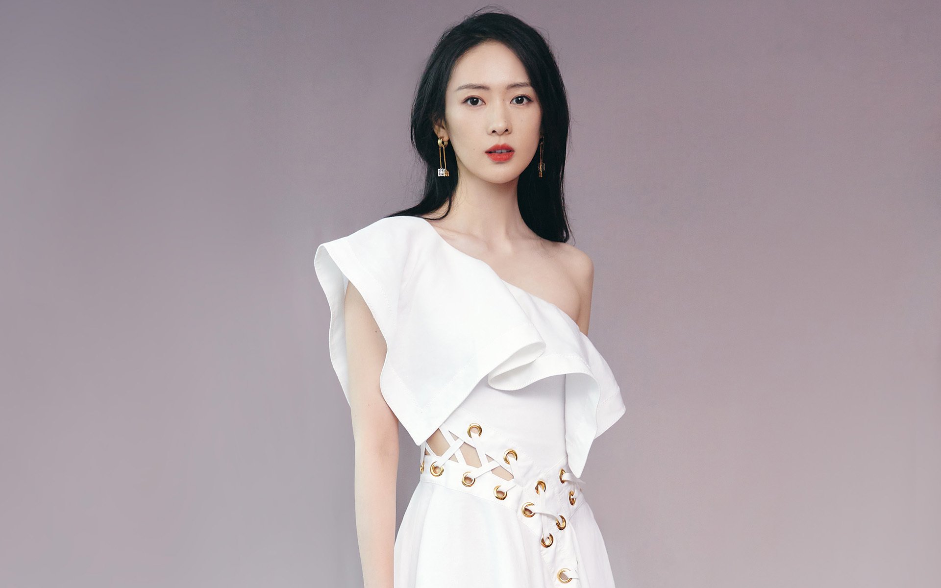 巅峰之战,爱德华兹数据全面爆炸,黄蜂力压公牛夺关键胜局