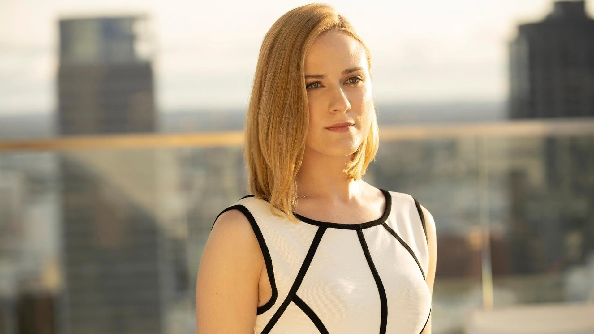 末节的韧性与焦点的接管,足球场上那些决定性的非典型英雄